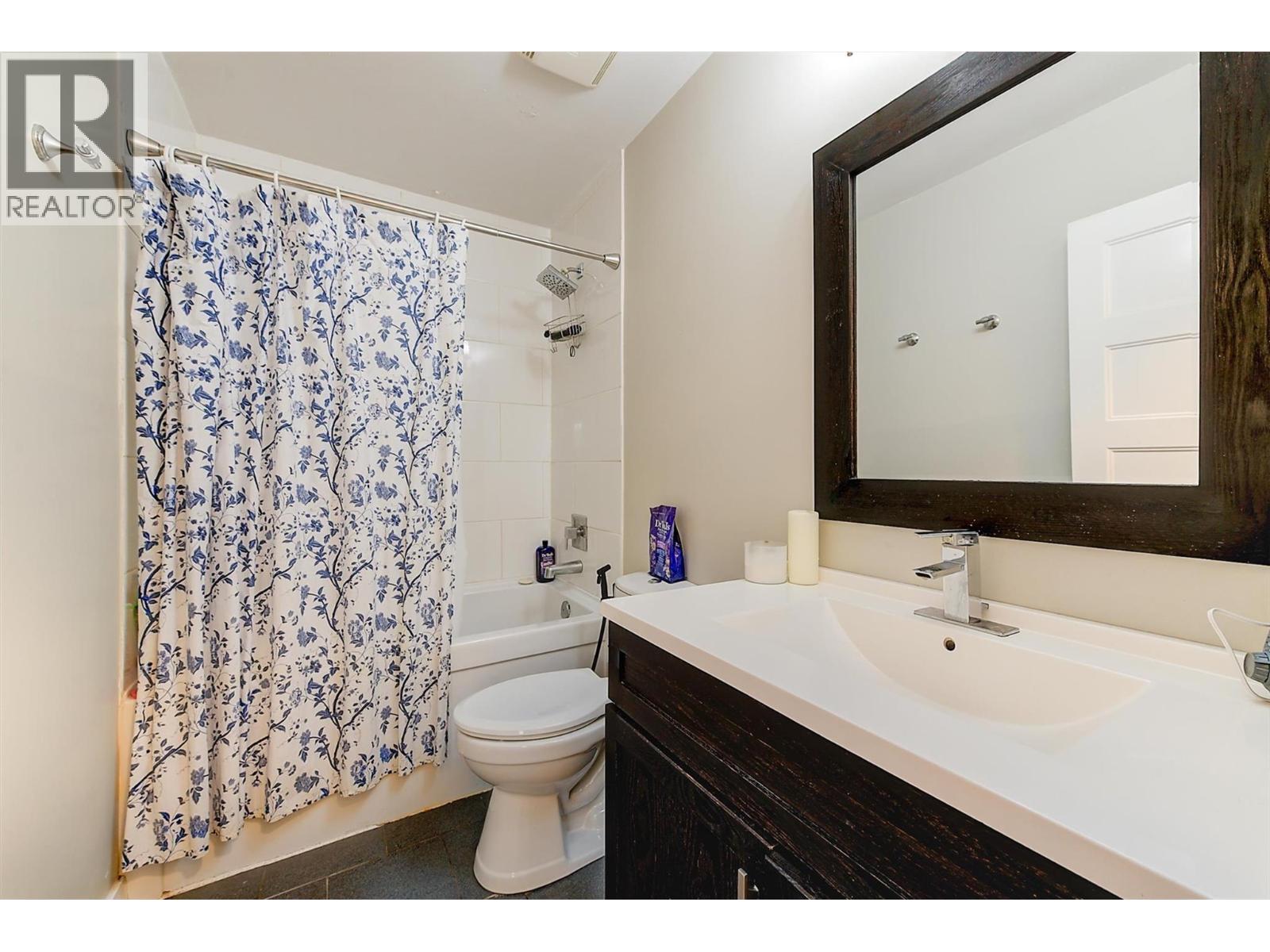 Photo 21 of 620 622 Birch Avenue, Kelowna BC