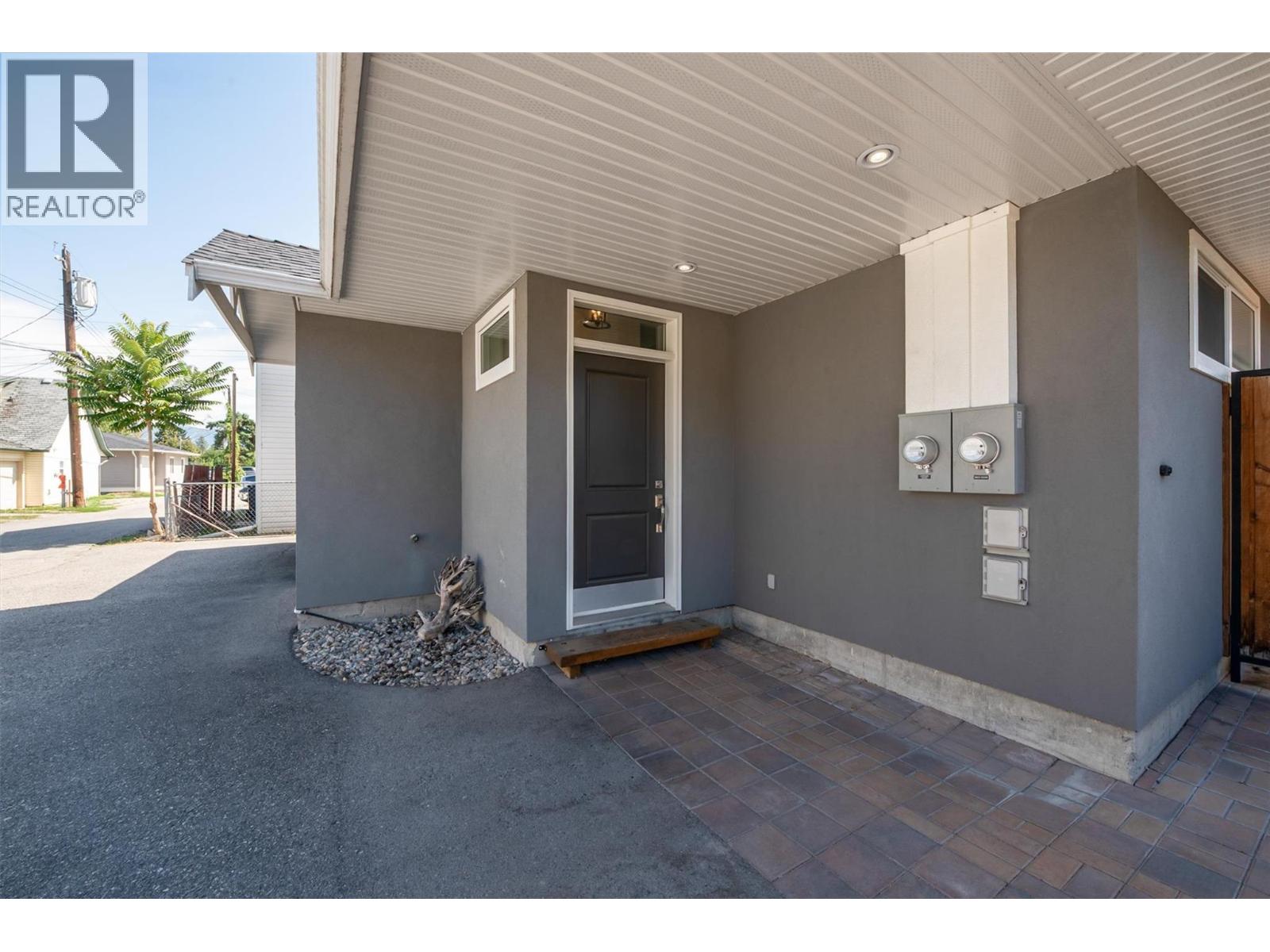 Photo 9 of 620 622 Birch Avenue, Kelowna BC