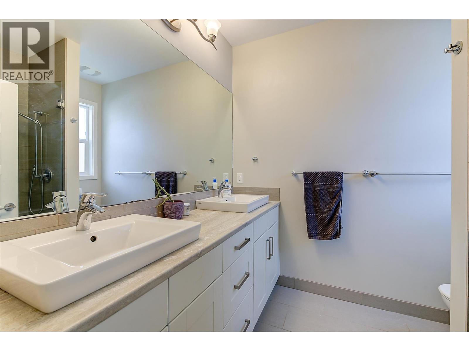 Photo 44 of 620 622 Birch Avenue, Kelowna BC