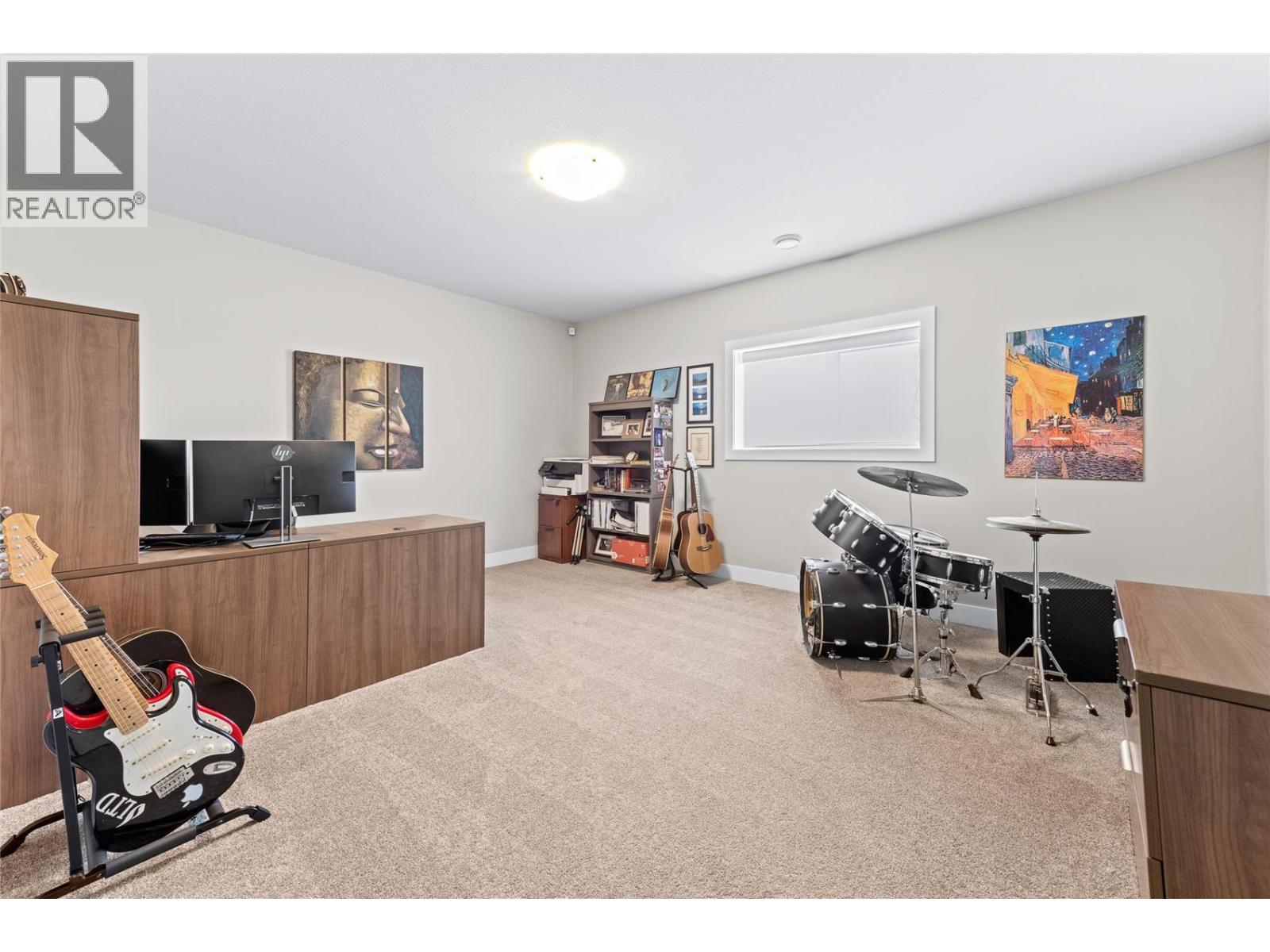 Photo 29 of 1064 Aurora Heights, West Kelowna BC