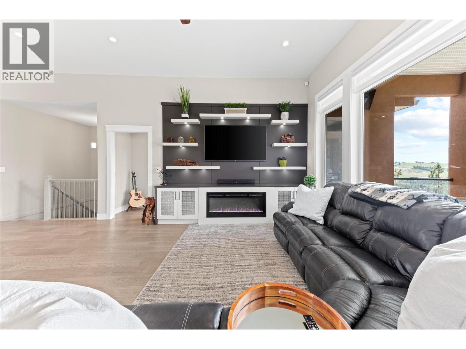 Photo 19 of 1064 Aurora Heights, West Kelowna BC