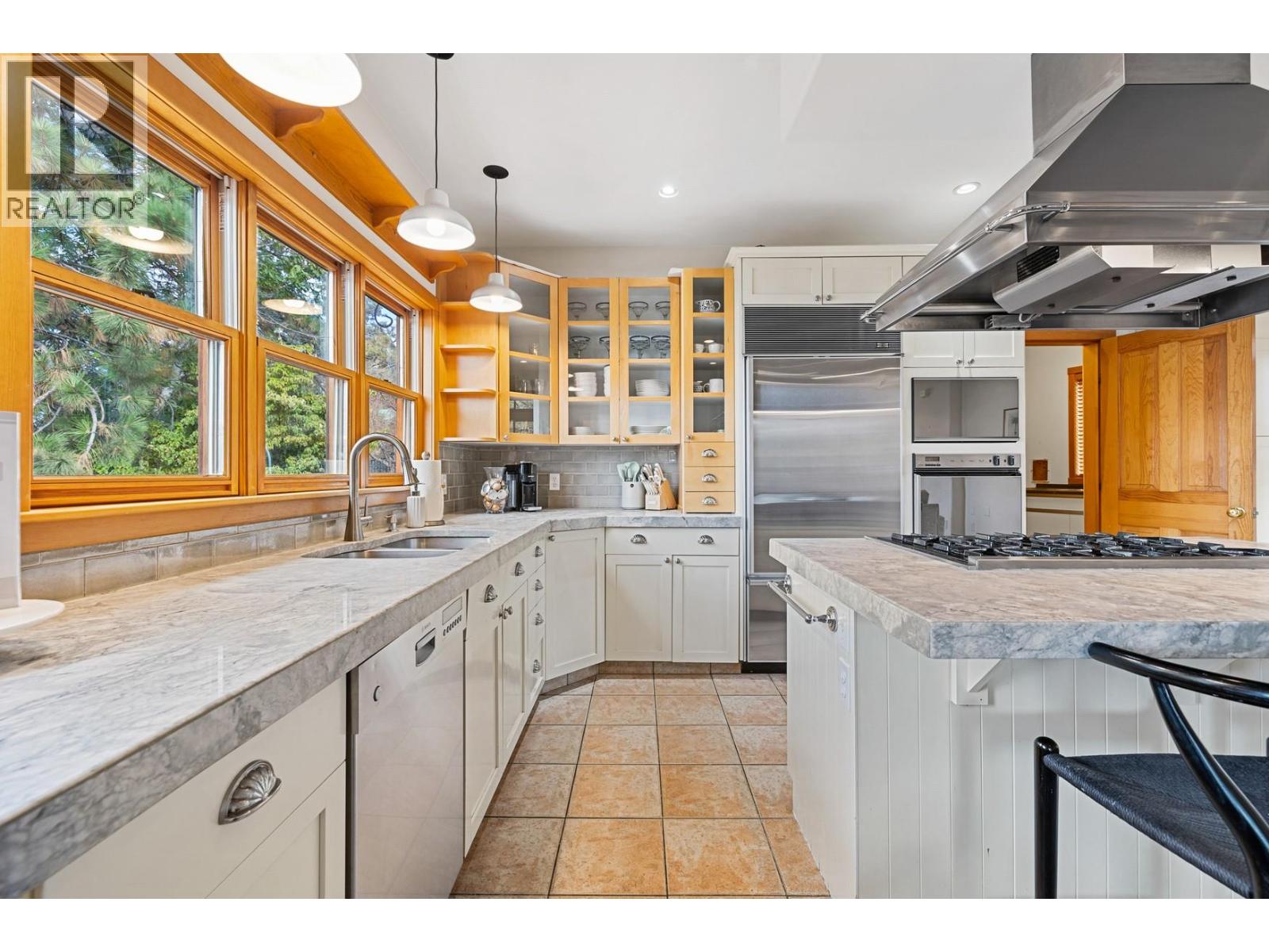  414 Herbert Heights Road, Kelowna