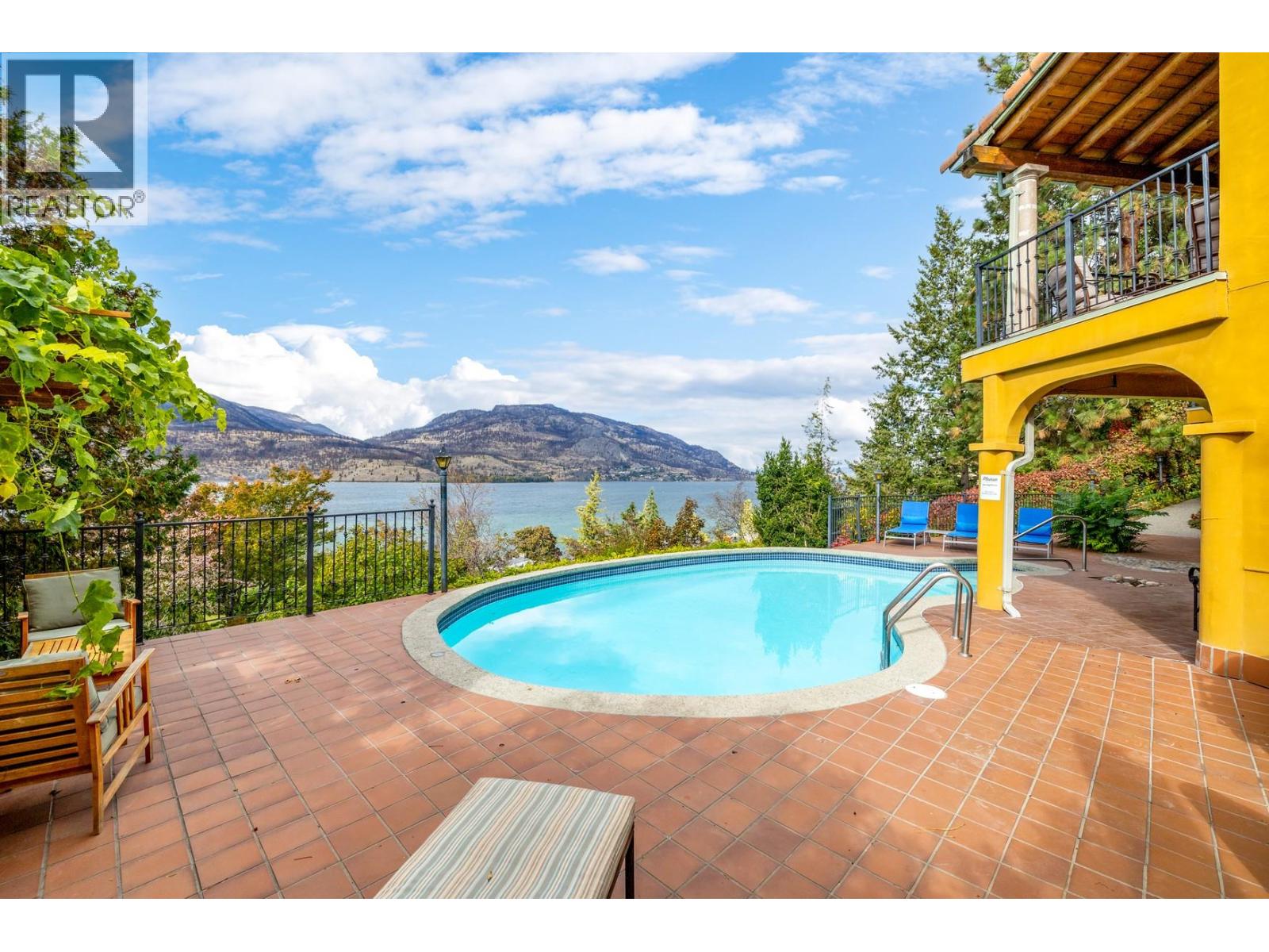  414 Herbert Heights Road, Kelowna