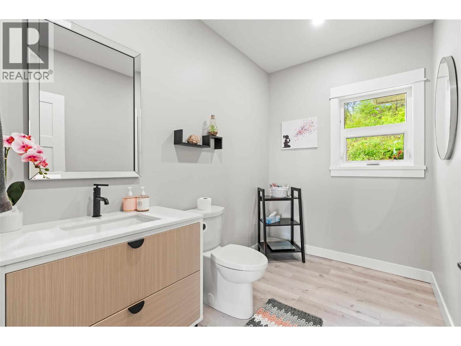 307 Oxbow Place, Enderby