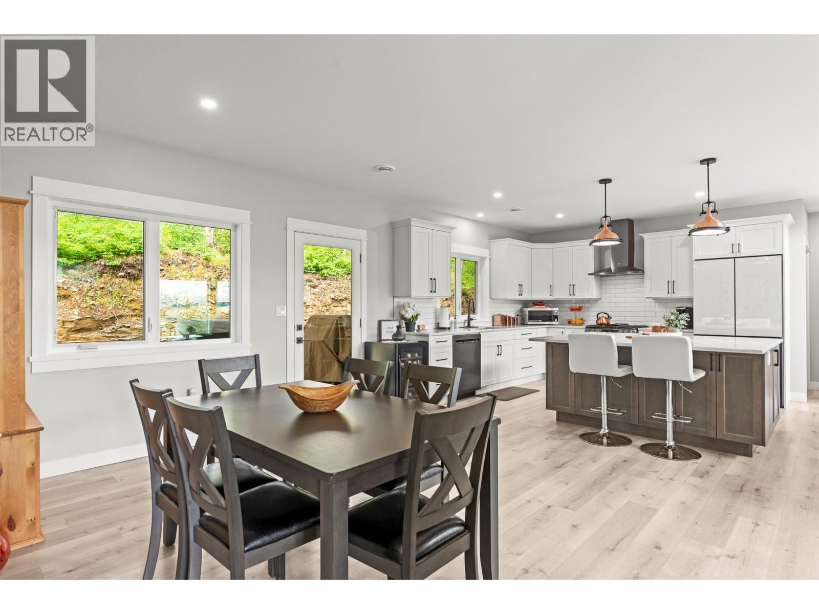 307 Oxbow Place, Enderby
