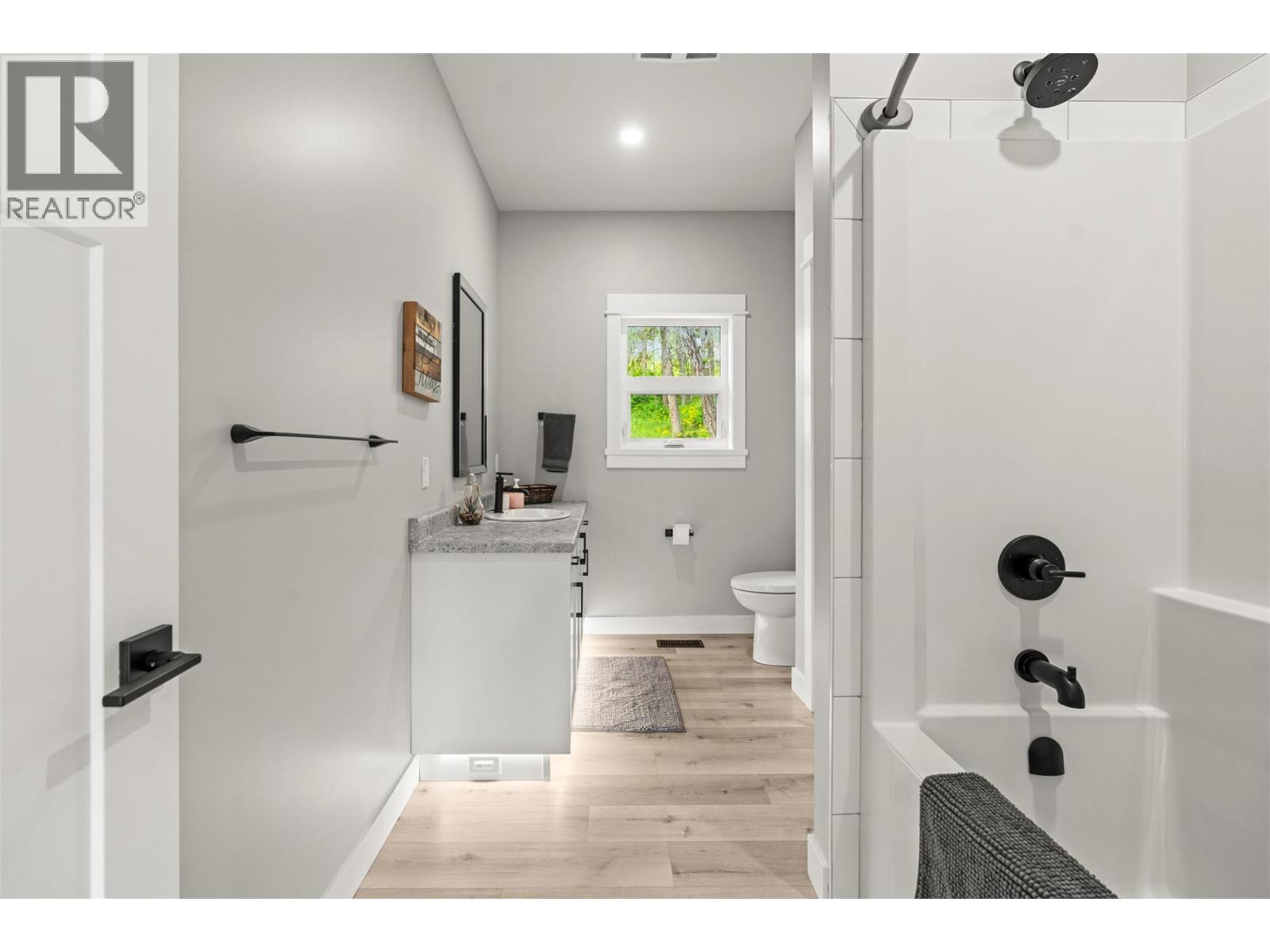 307 Oxbow Place, Enderby