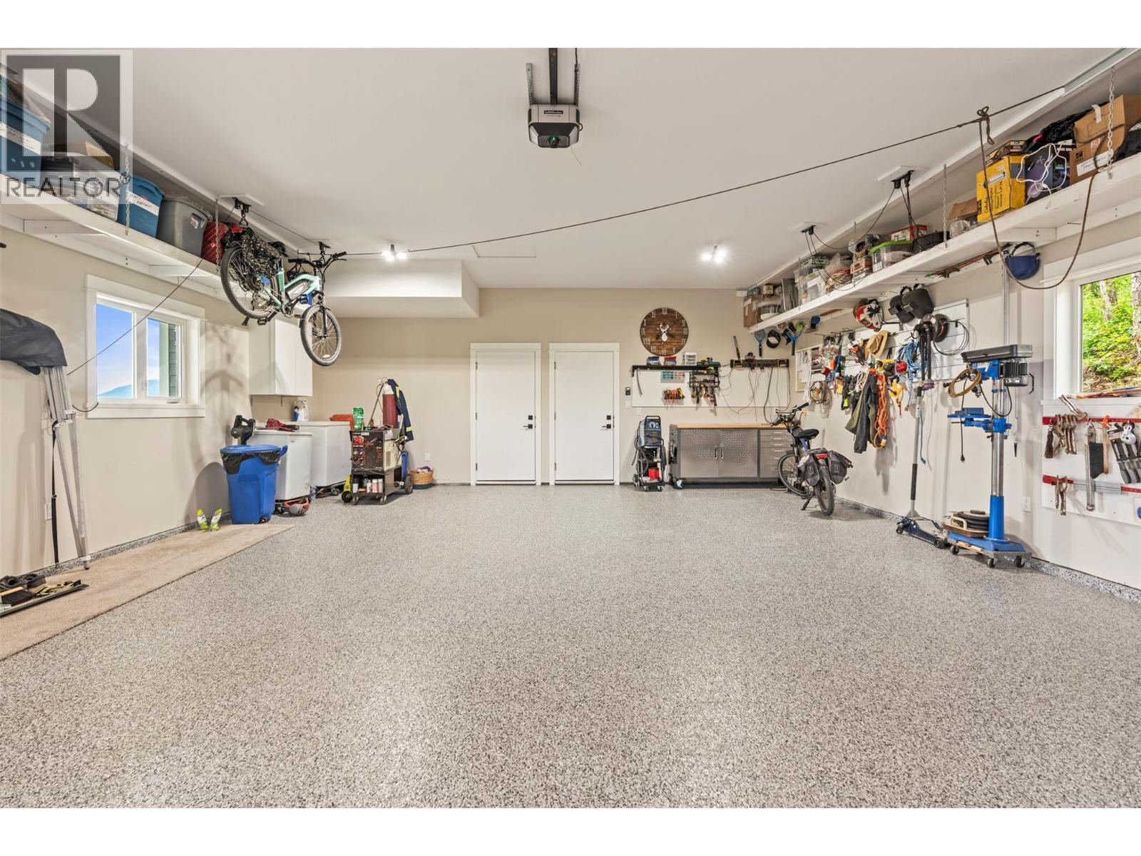 307 Oxbow Place, Enderby