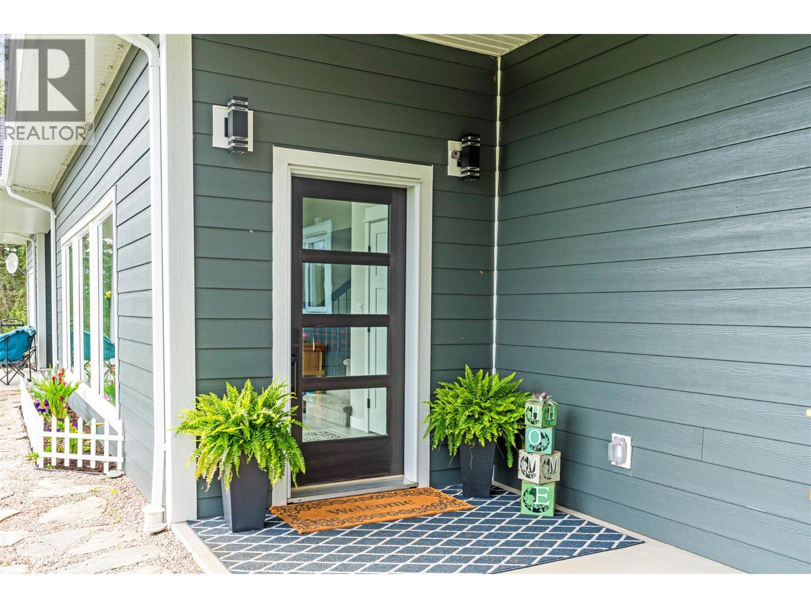 307 Oxbow Place, Enderby