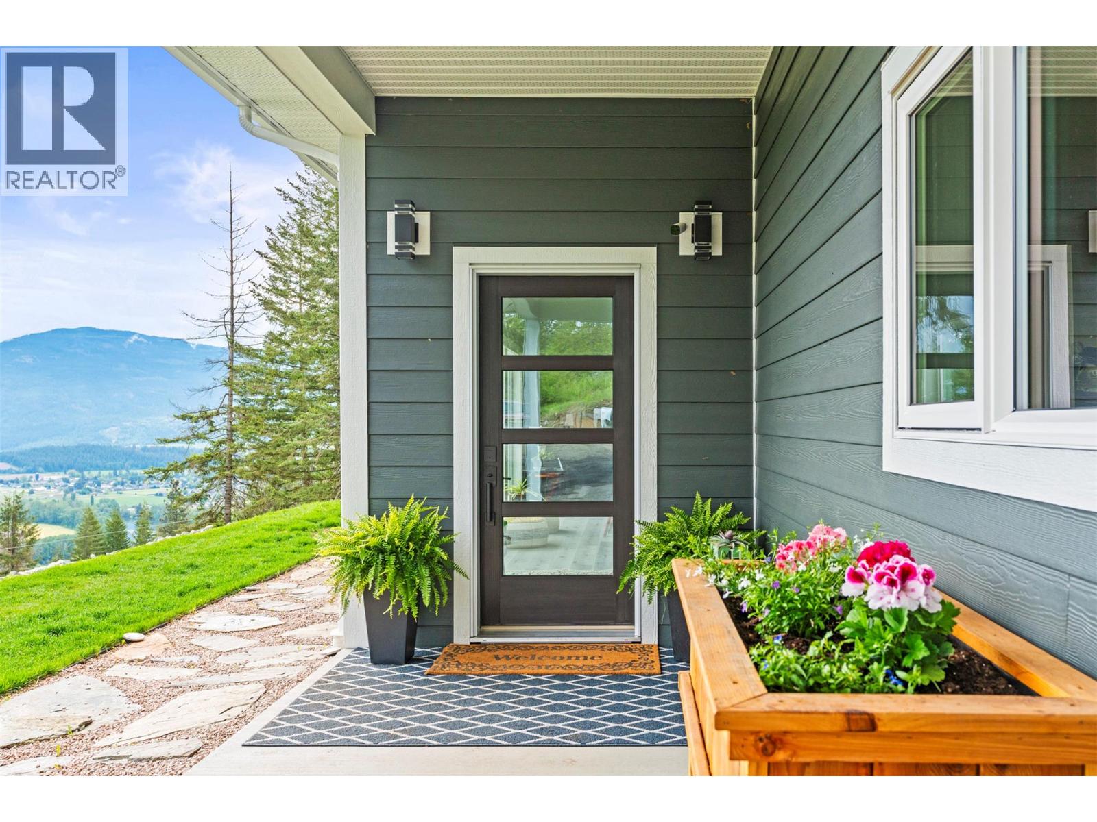 307 Oxbow Place, Enderby