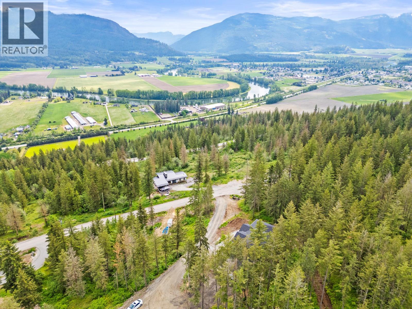 307 Oxbow Place, Enderby
