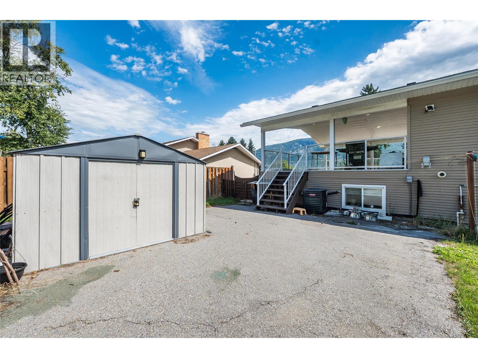 2540 6TH Avenue, Castlegar