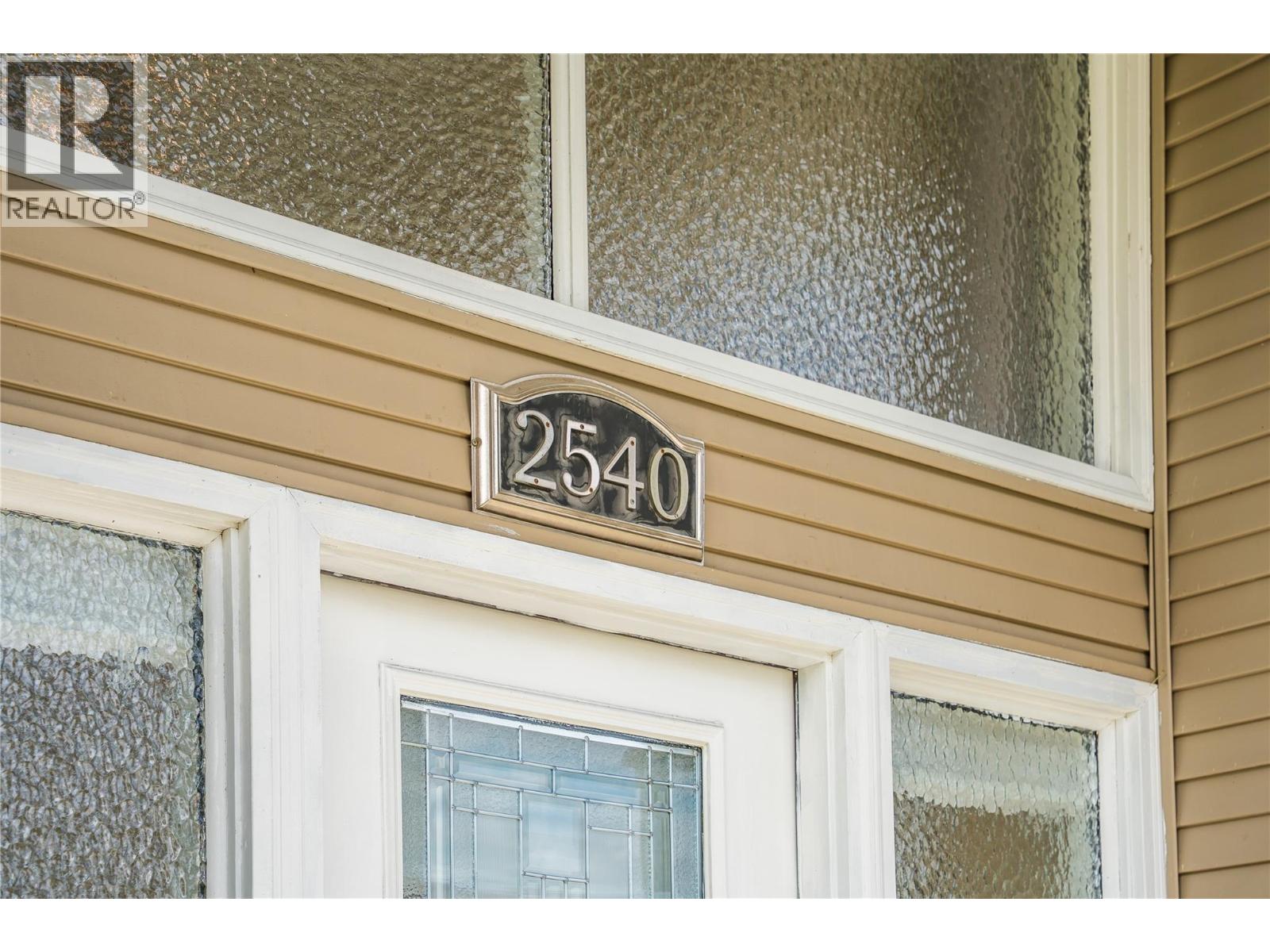 2540 6TH Avenue, Castlegar