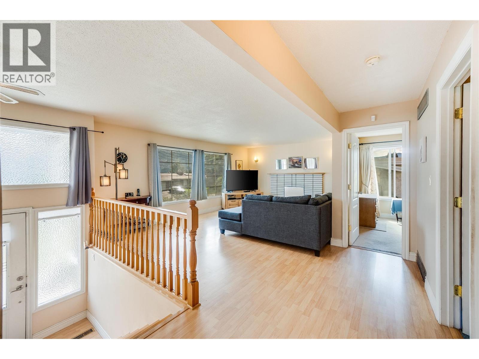 2540 6TH Avenue, Castlegar