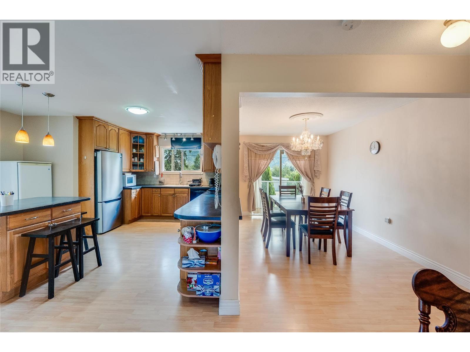 2540 6TH Avenue, Castlegar