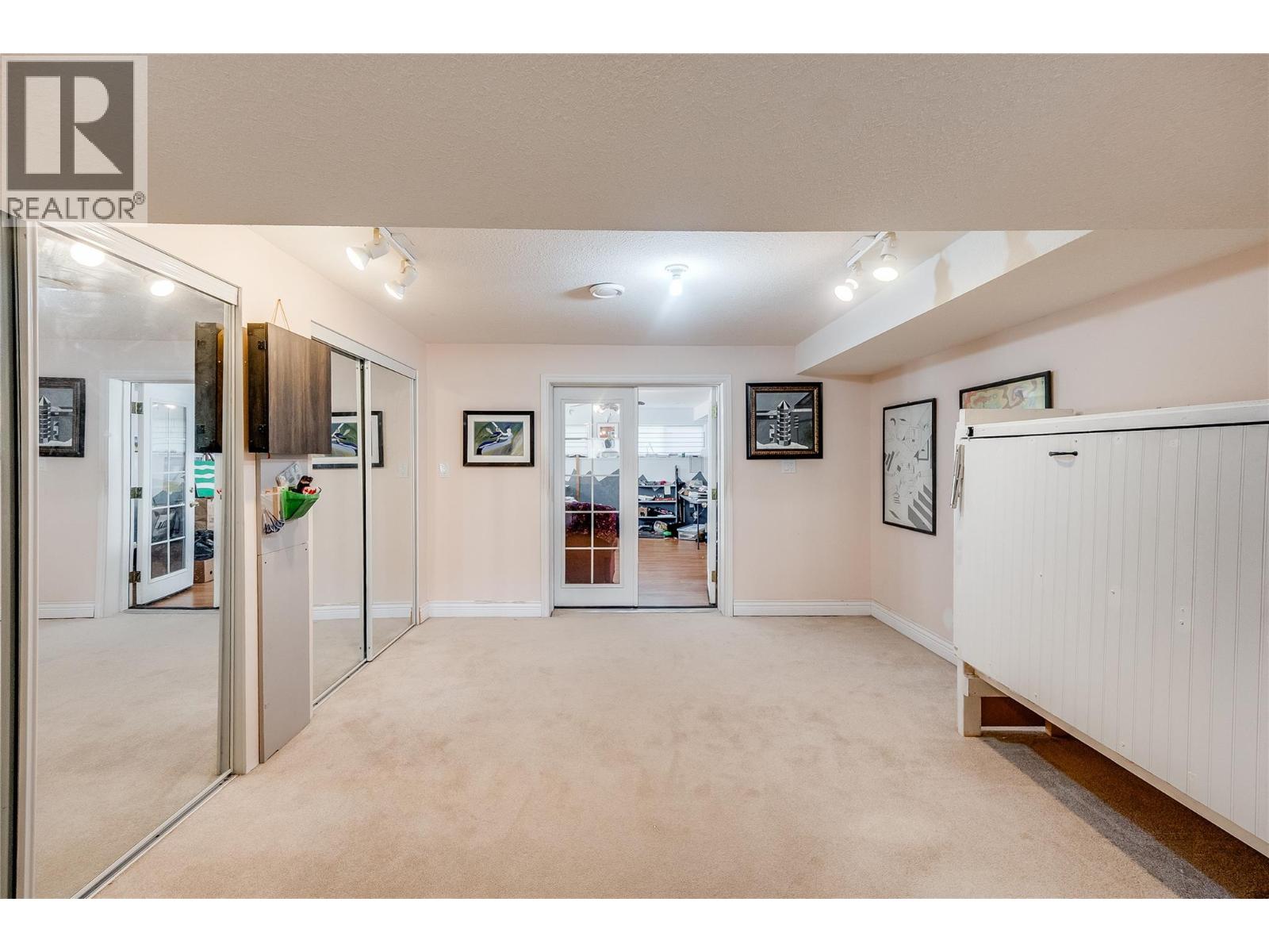 2540 6TH Avenue, Castlegar