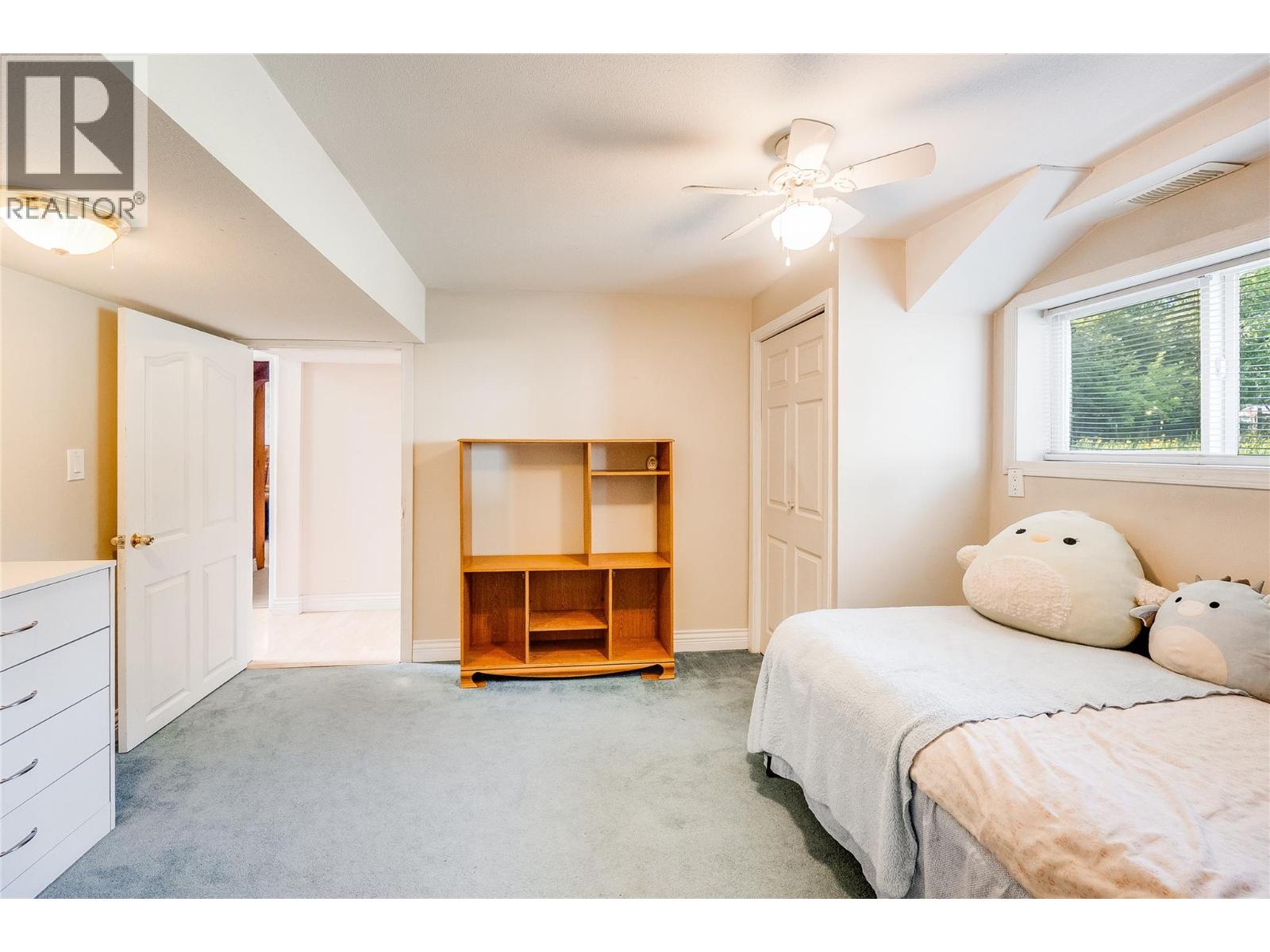 2540 6TH Avenue, Castlegar