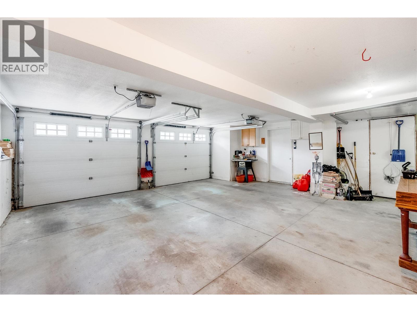 2540 6TH Avenue, Castlegar
