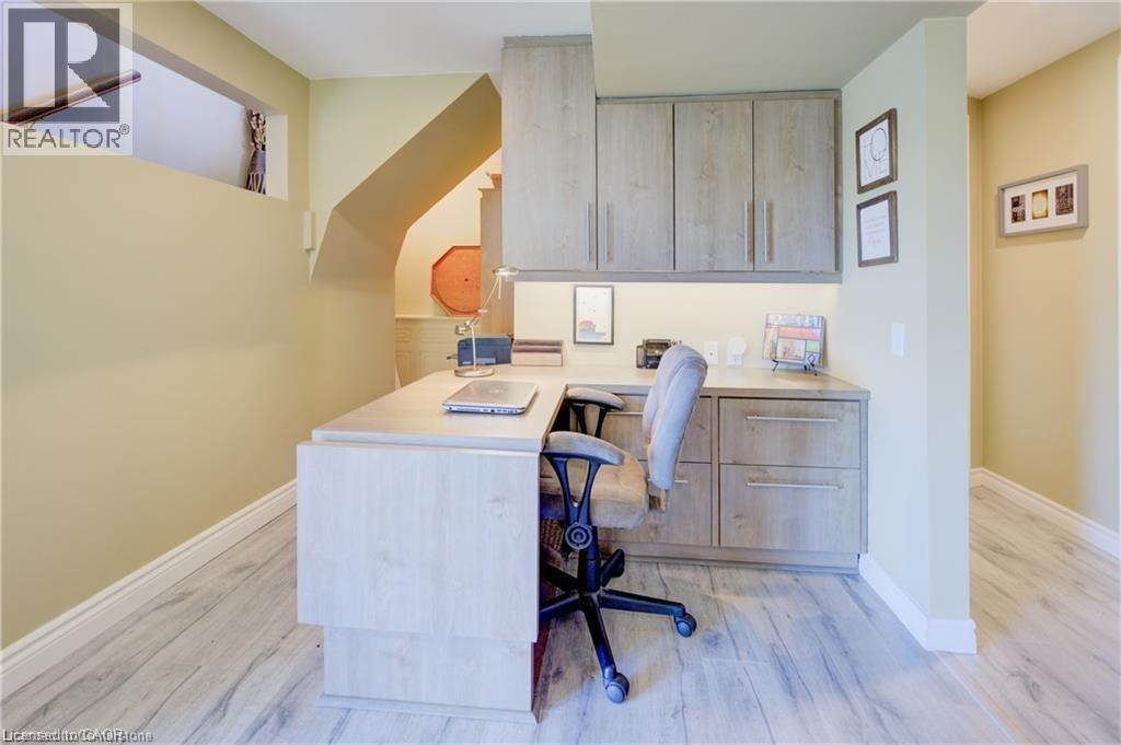Photo 9 of 1276 Swan Street, Ayr ON