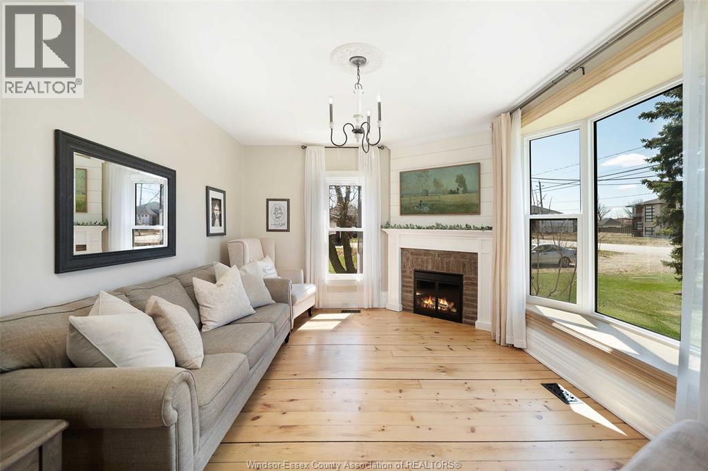 Photo 13 of 5290 Huron Church Line Road, Lasalle ON