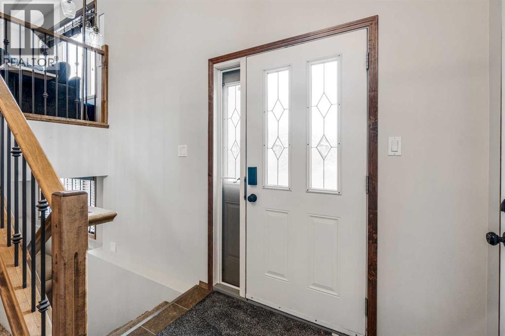 Photo 4 of 4206 56 Street, Taber AB