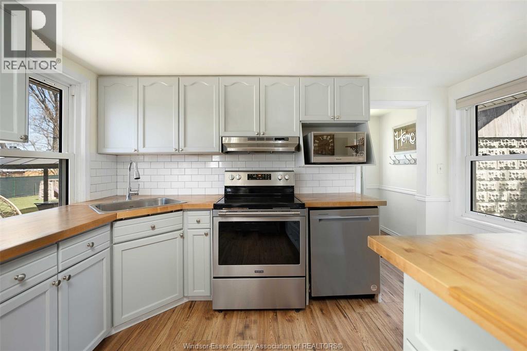 Photo 17 of 5290 Huron Church Line Road, Lasalle ON