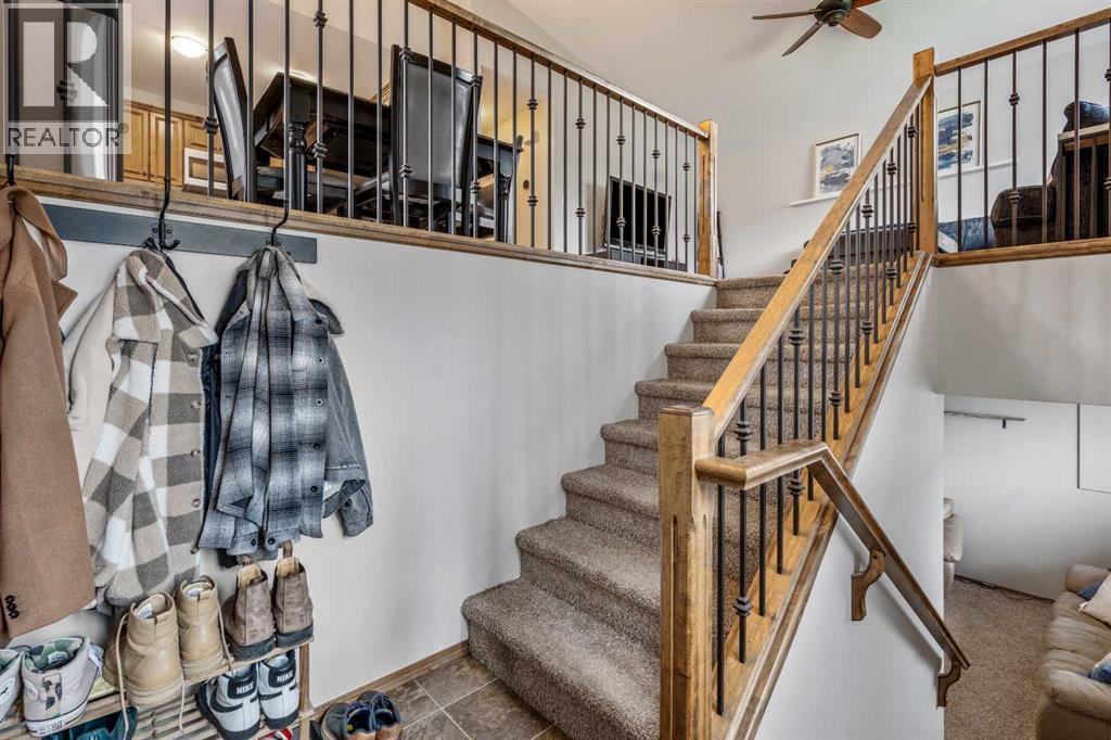Photo 5 of 4206 56 Street, Taber AB