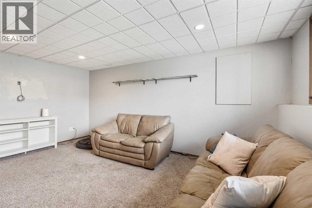 Photo 21 of 4206 56 Street, Taber AB