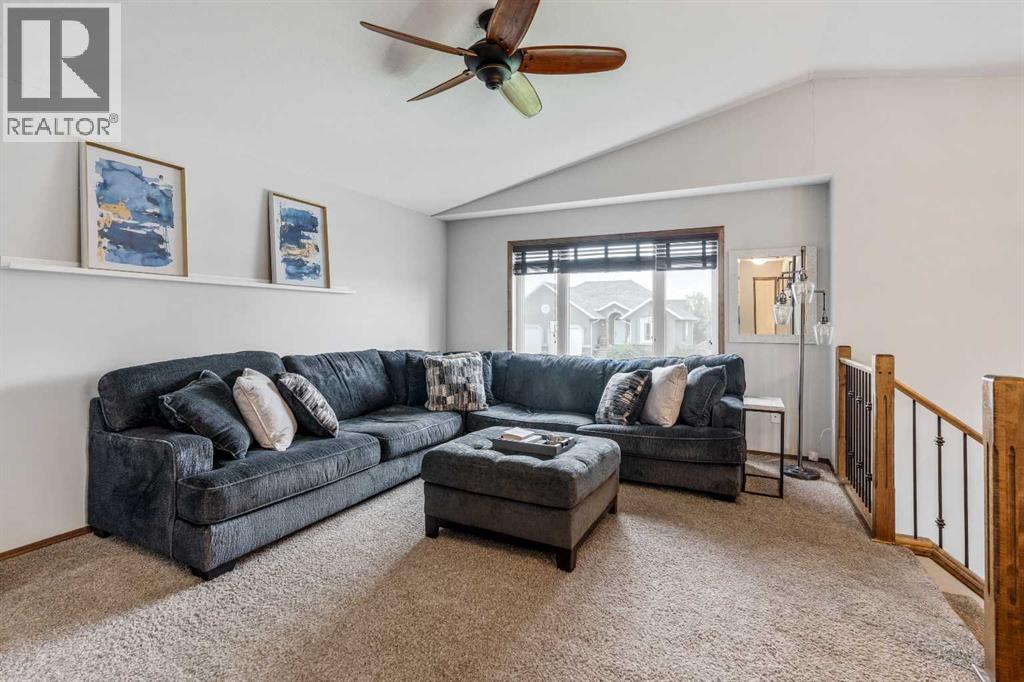 Photo 7 of 4206 56 Street, Taber AB