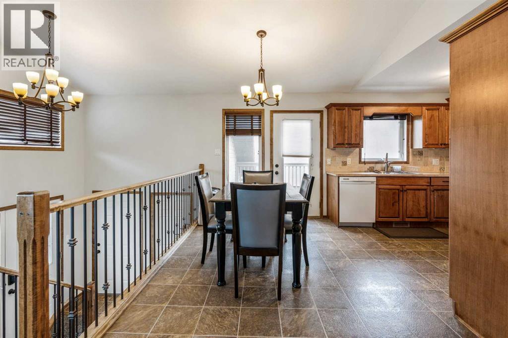 Photo 9 of 4206 56 Street, Taber AB