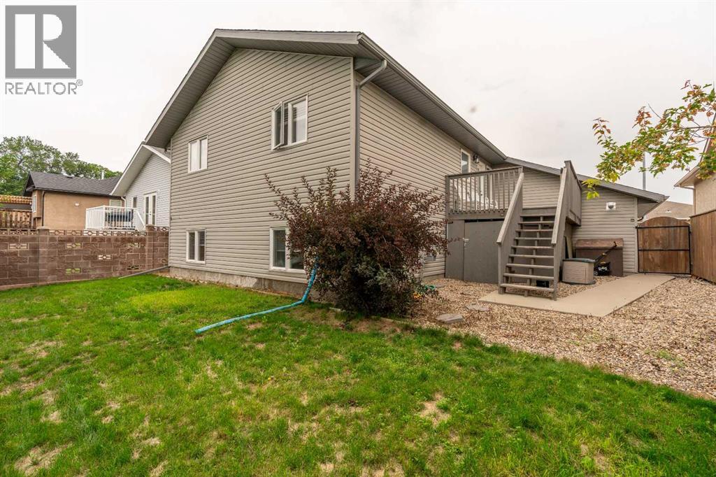 Photo 37 of 4206 56 Street, Taber AB