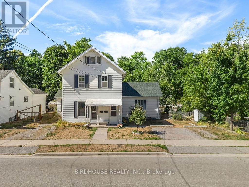 Photo 2 of 70 Ridout Street, Kawartha Lakes ON