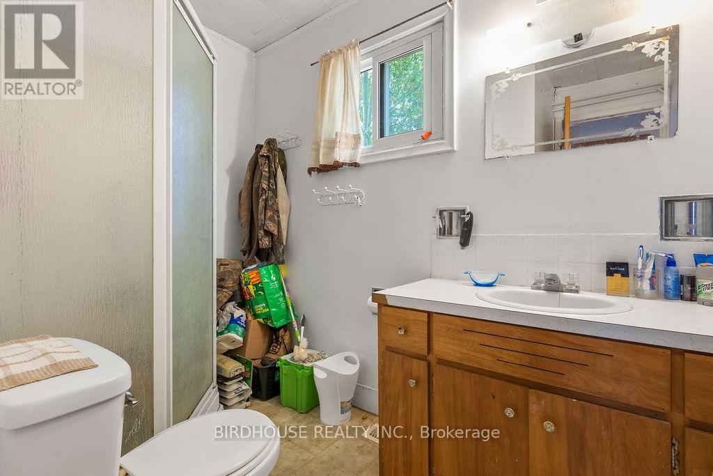 Photo 33 of 70 Ridout Street, Kawartha Lakes ON