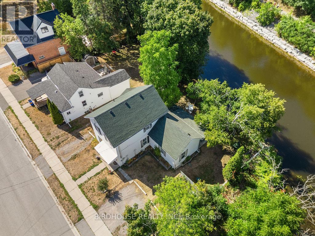 Photo 34 of 70 Ridout Street, Kawartha Lakes ON