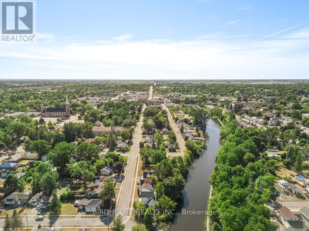 Photo 43 of 70 Ridout Street, Kawartha Lakes ON