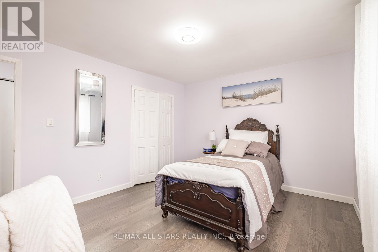 Photo 19 of 520 Elm Road, Whitchurchstouffville ON