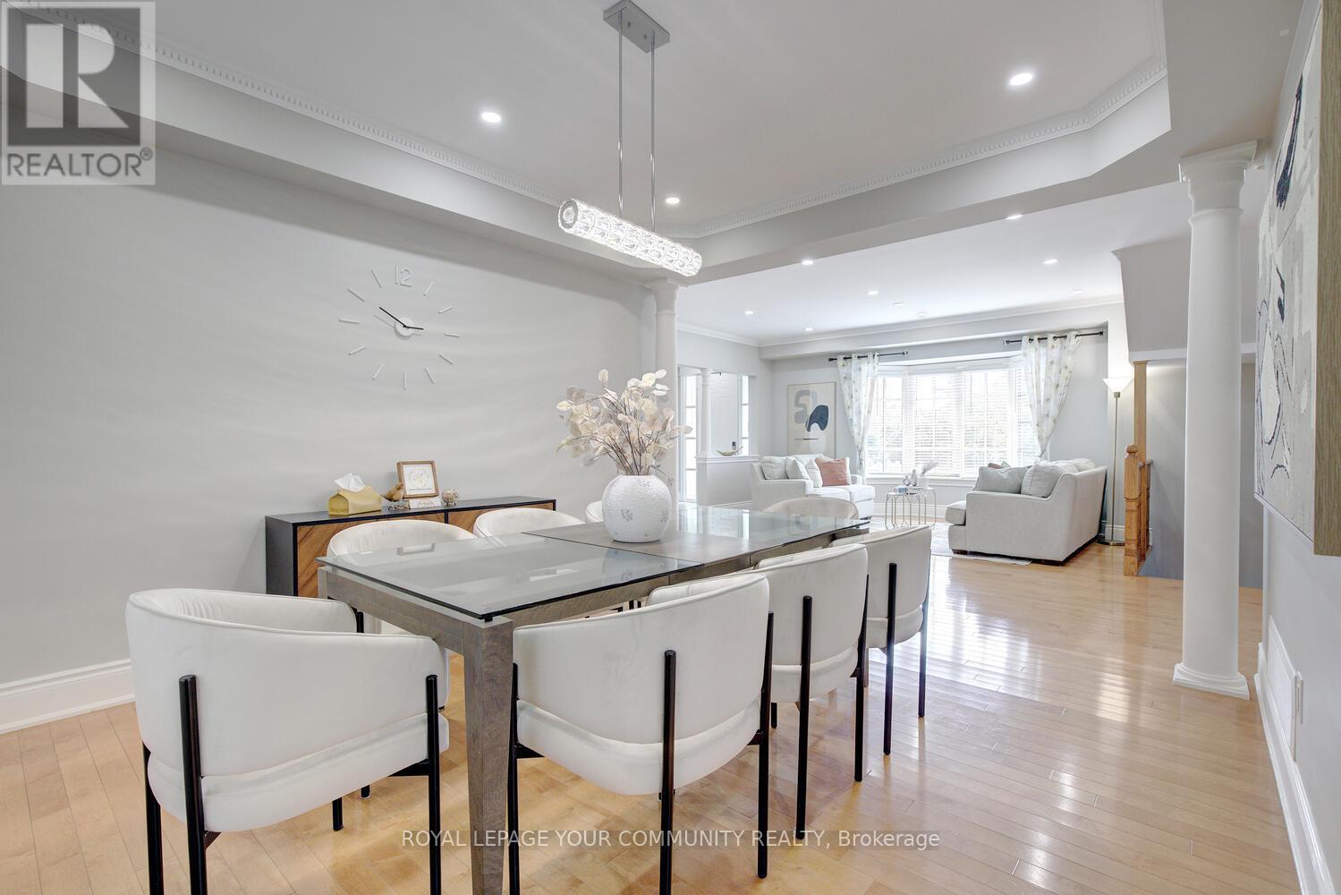 Photo 12 of 2 Aegis Drive, Vaughan ON