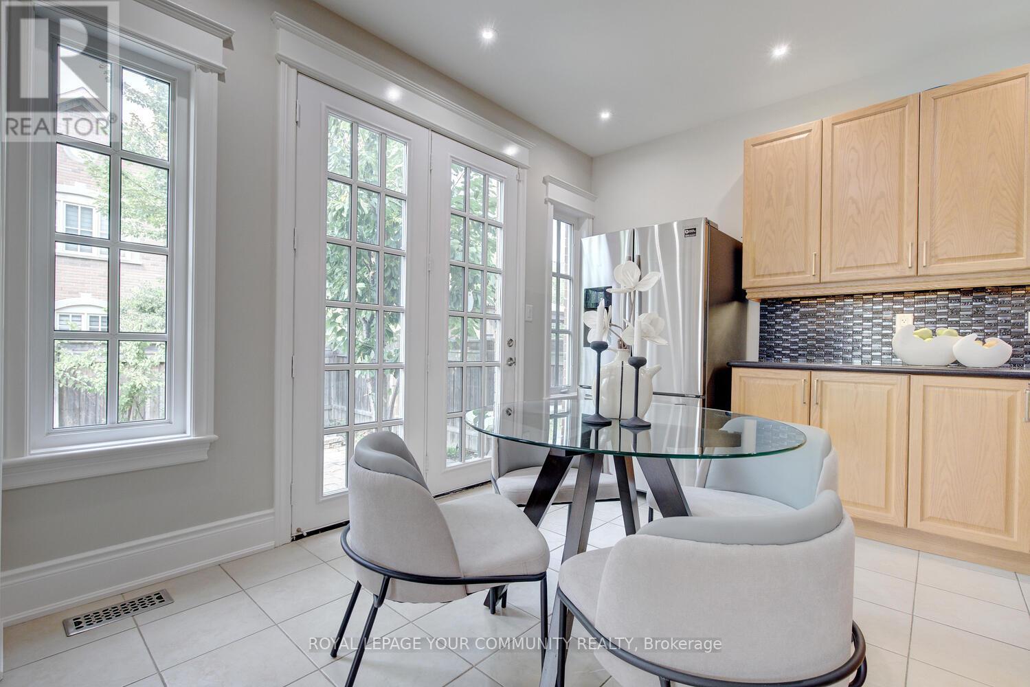 Photo 22 of 2 Aegis Drive, Vaughan ON