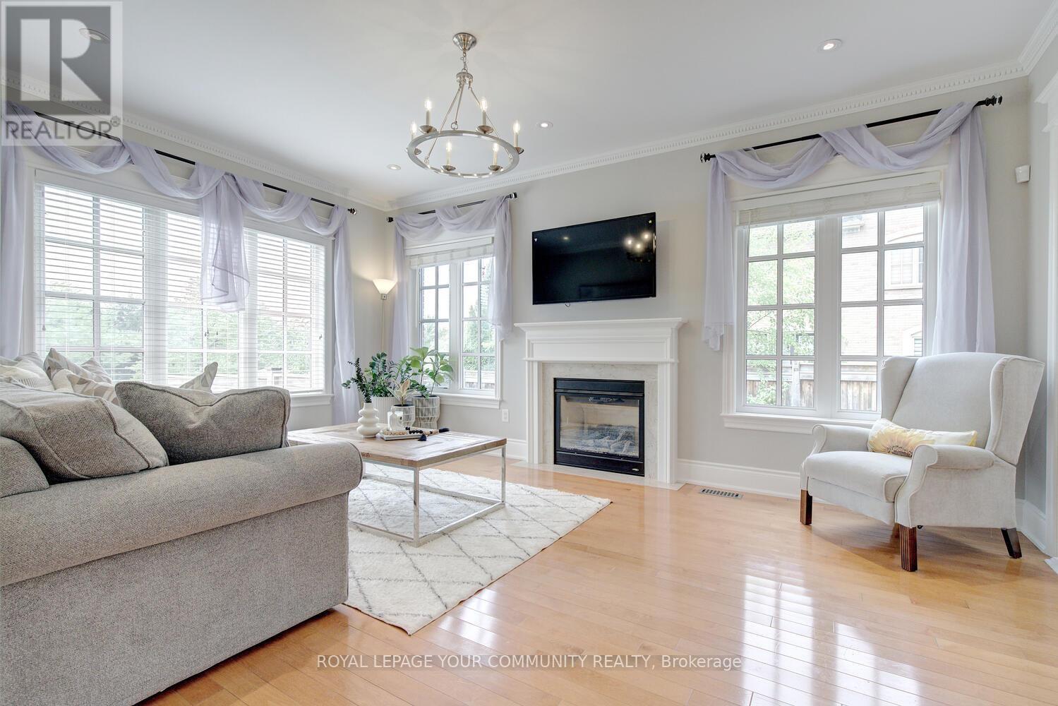 Photo 23 of 2 Aegis Drive, Vaughan ON