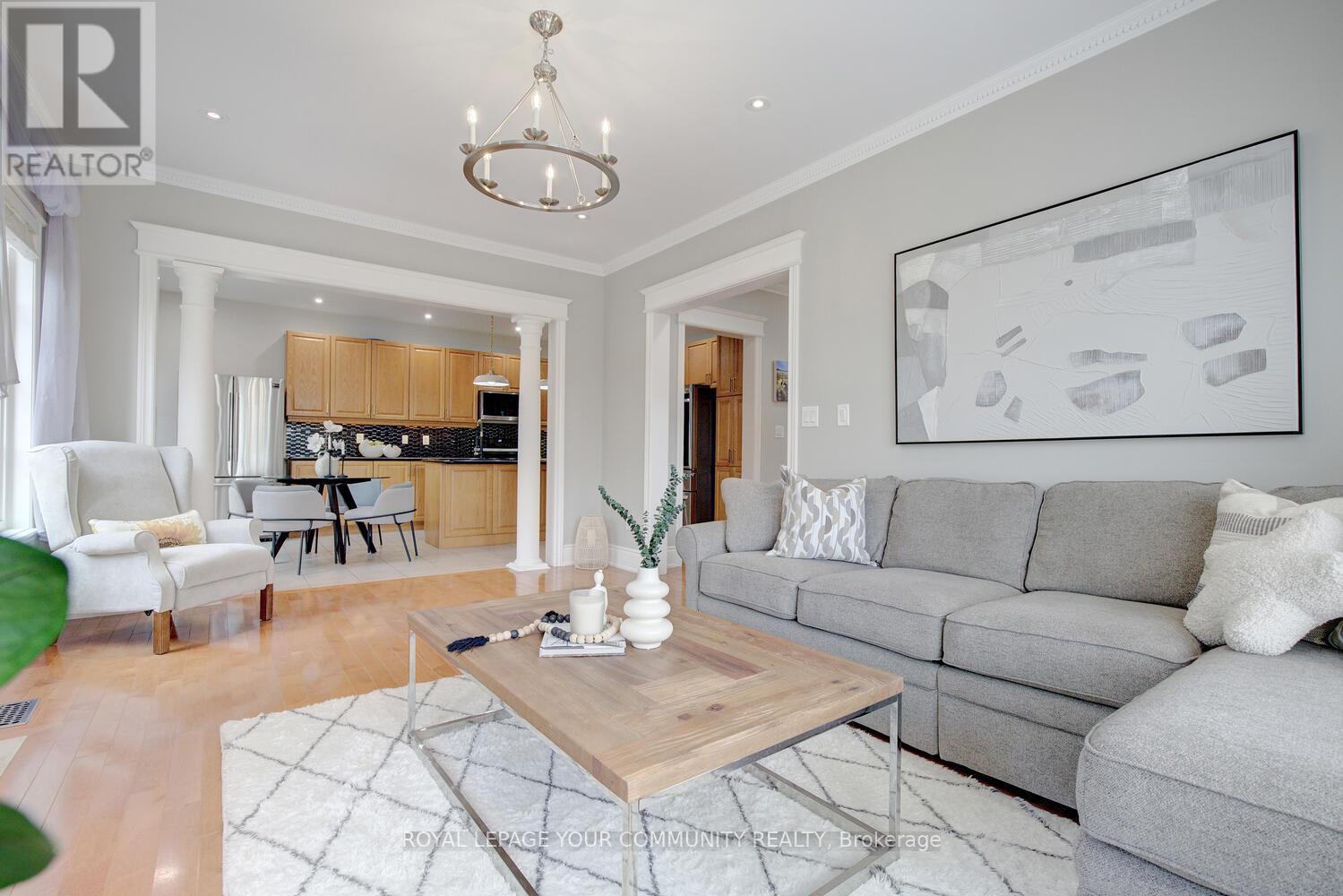Photo 26 of 2 Aegis Drive, Vaughan ON