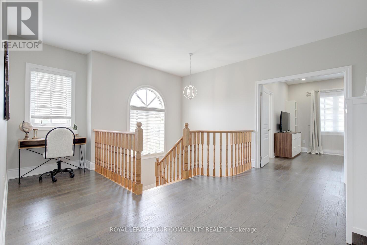 Photo 28 of 2 Aegis Drive, Vaughan ON