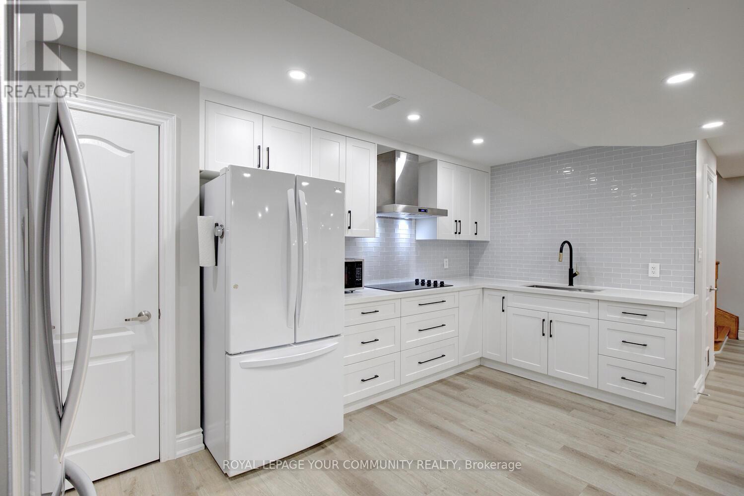 Photo 39 of 2 Aegis Drive, Vaughan ON