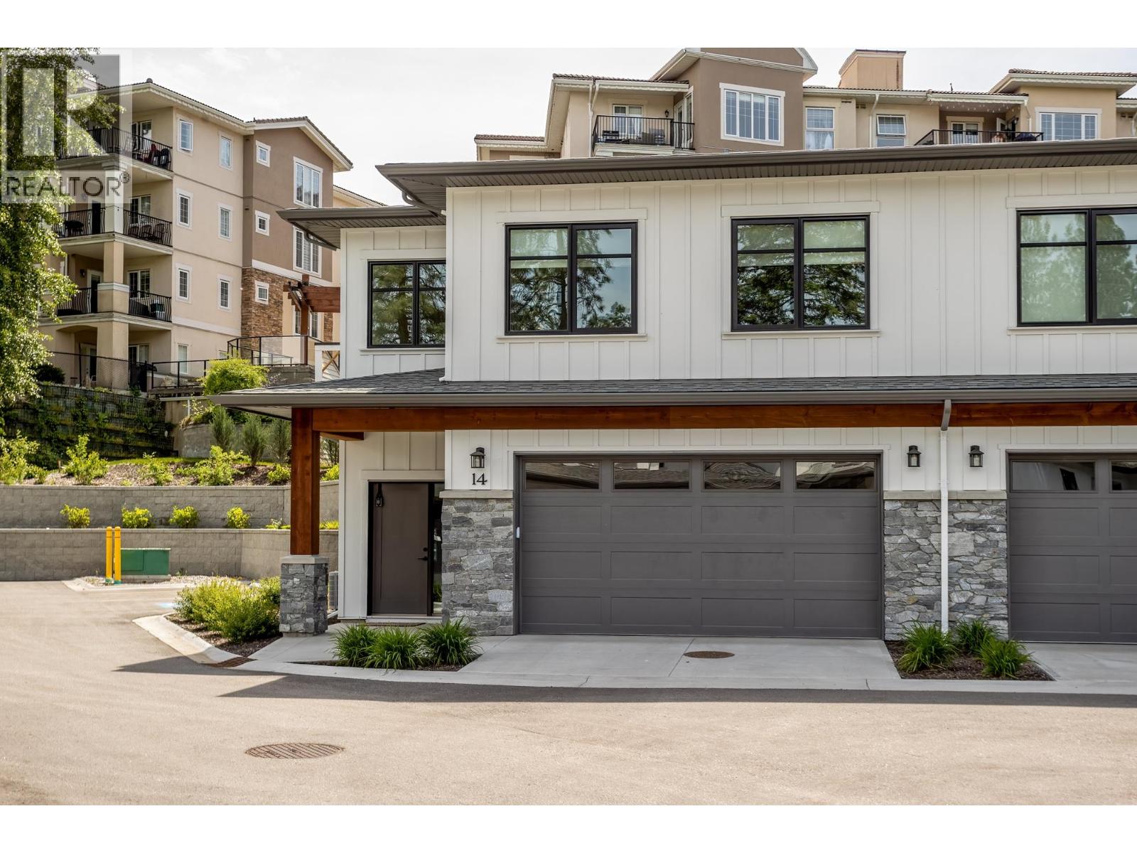14 1979 Country Club Drive, Kelowna