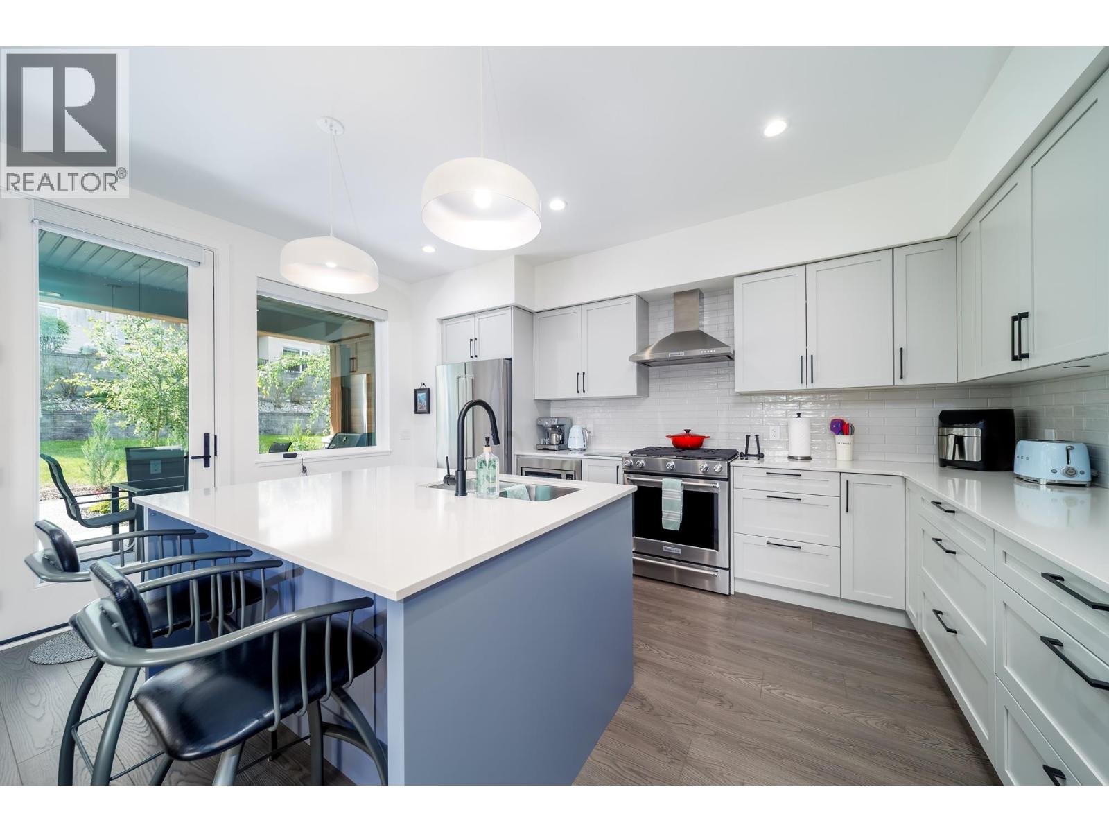 14 1979 Country Club Drive, Kelowna