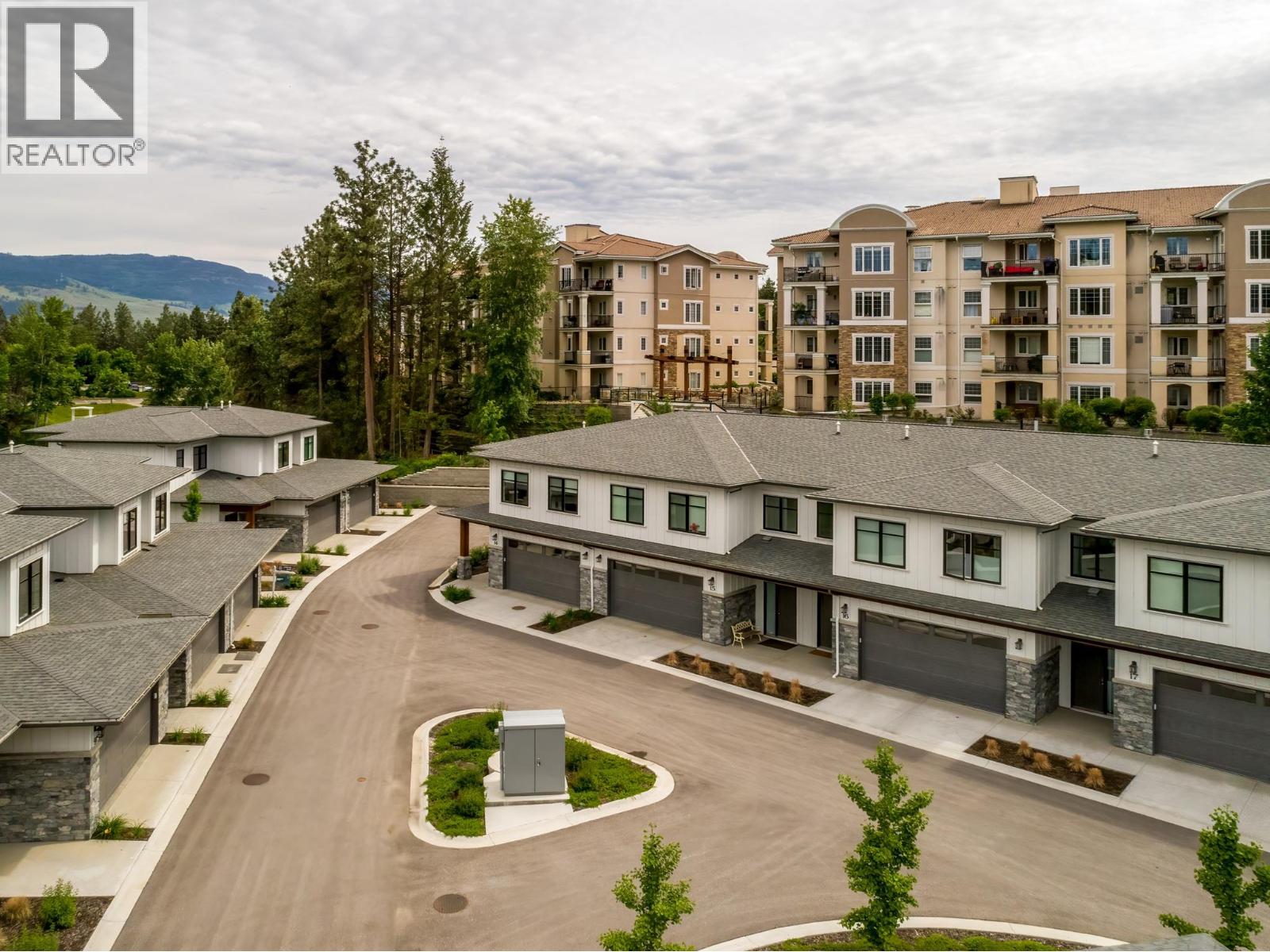 14 1979 Country Club Drive, Kelowna