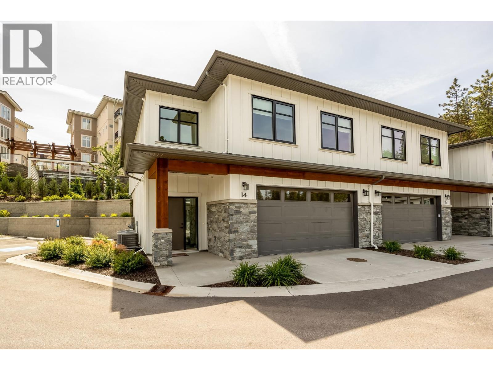 14 1979 Country Club Drive, Kelowna
