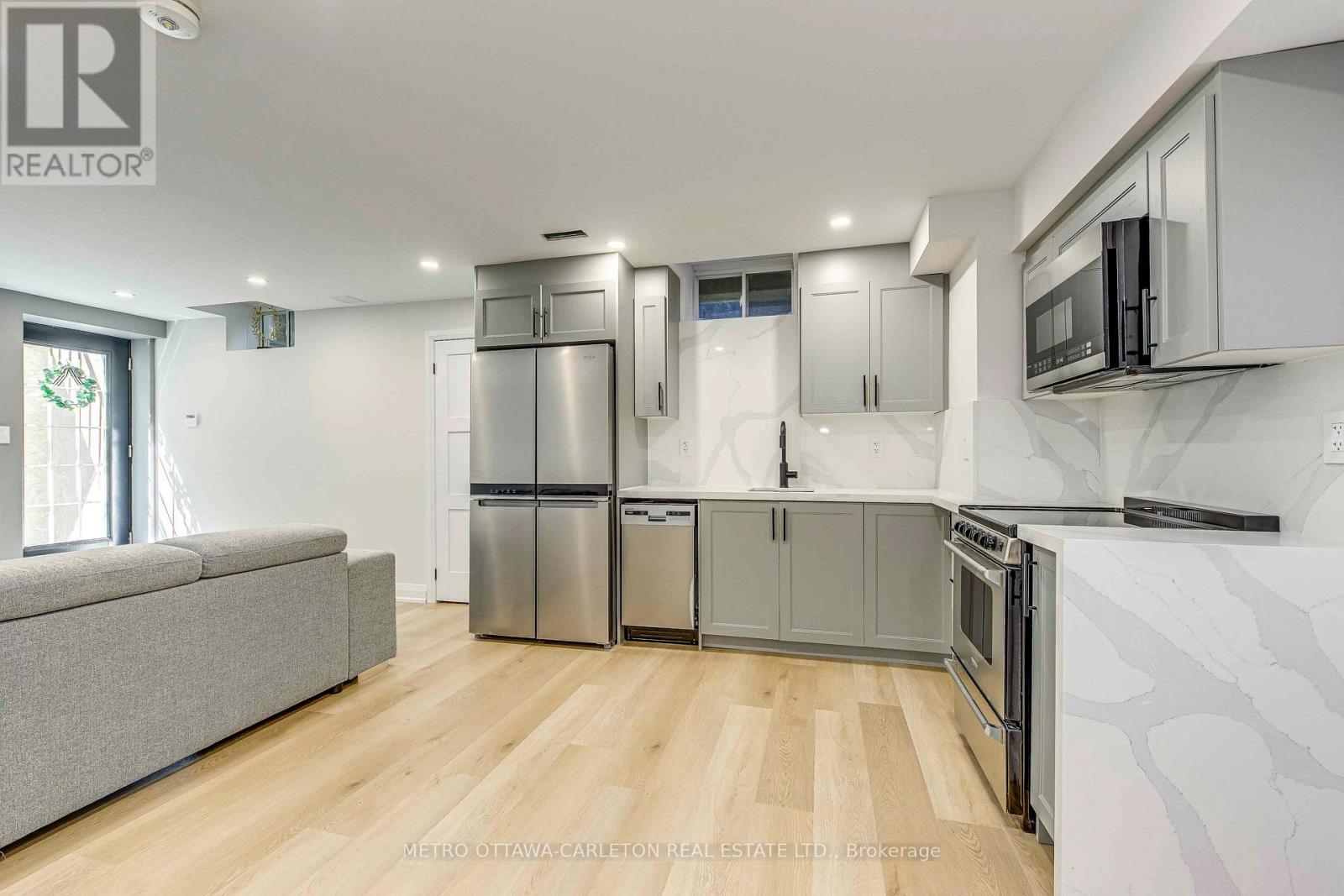 Photo 33 of 13 Franmar Road, Brampton ON