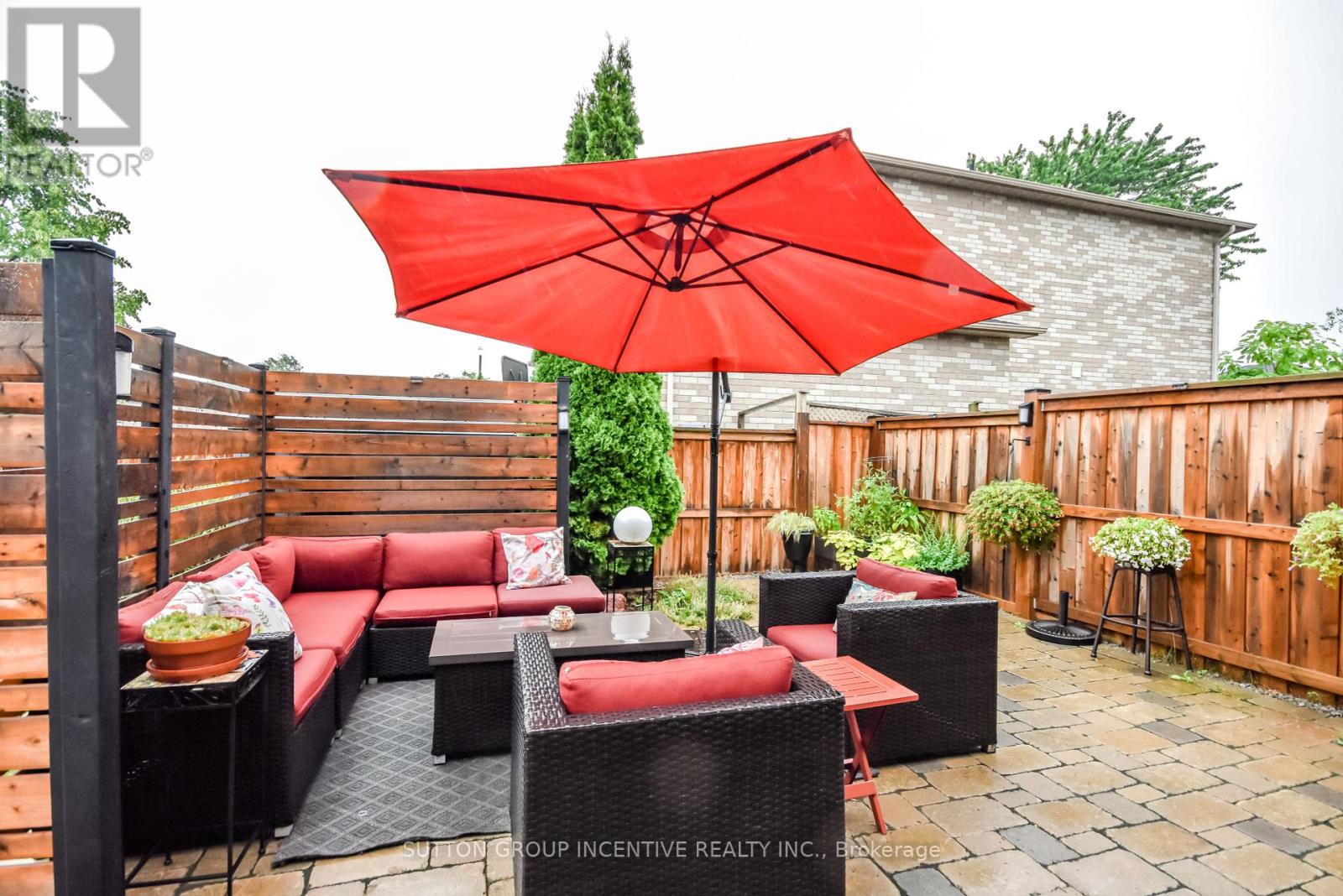 Photo 28 of 30 Bruce Crescent, Barrie ON