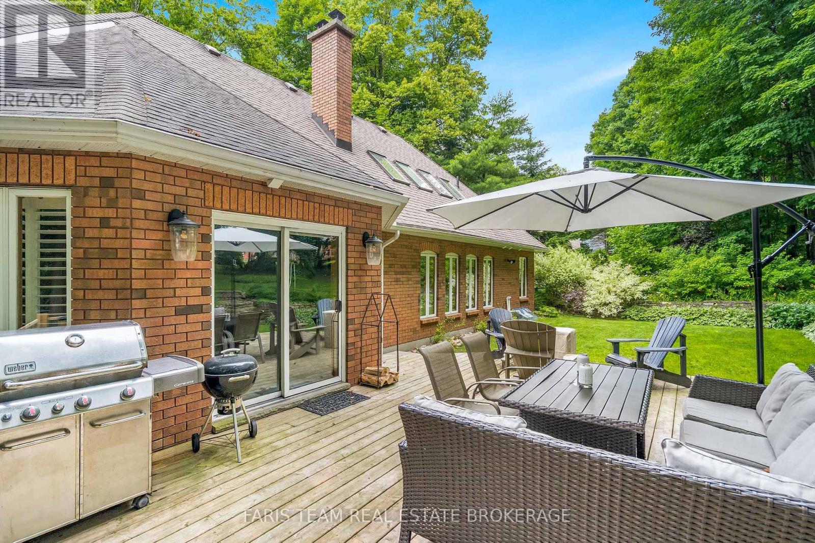 Photo 35 of 903 Victoria Street, Midland ON