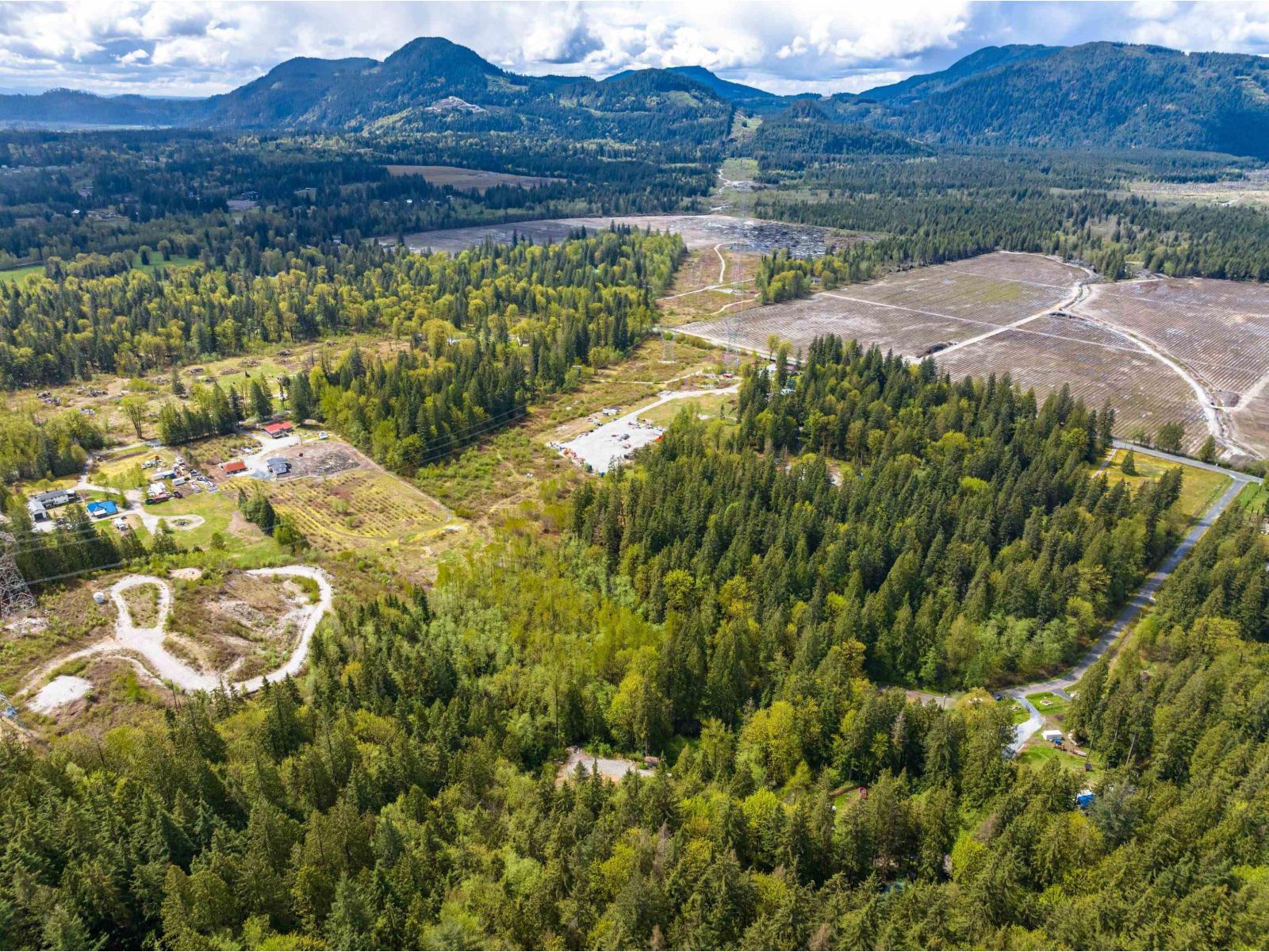 Photo 10 of 36225 Beyer Road, Mission BC
