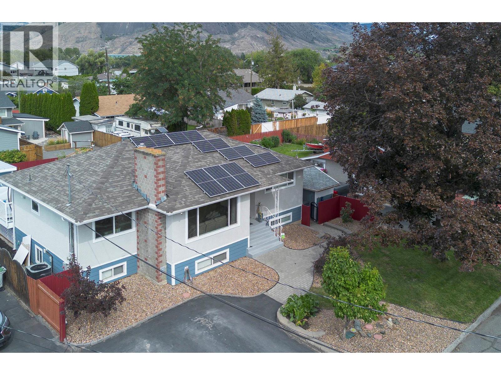 Photo 2 of 259 Beach Avenue, Kamloops BC